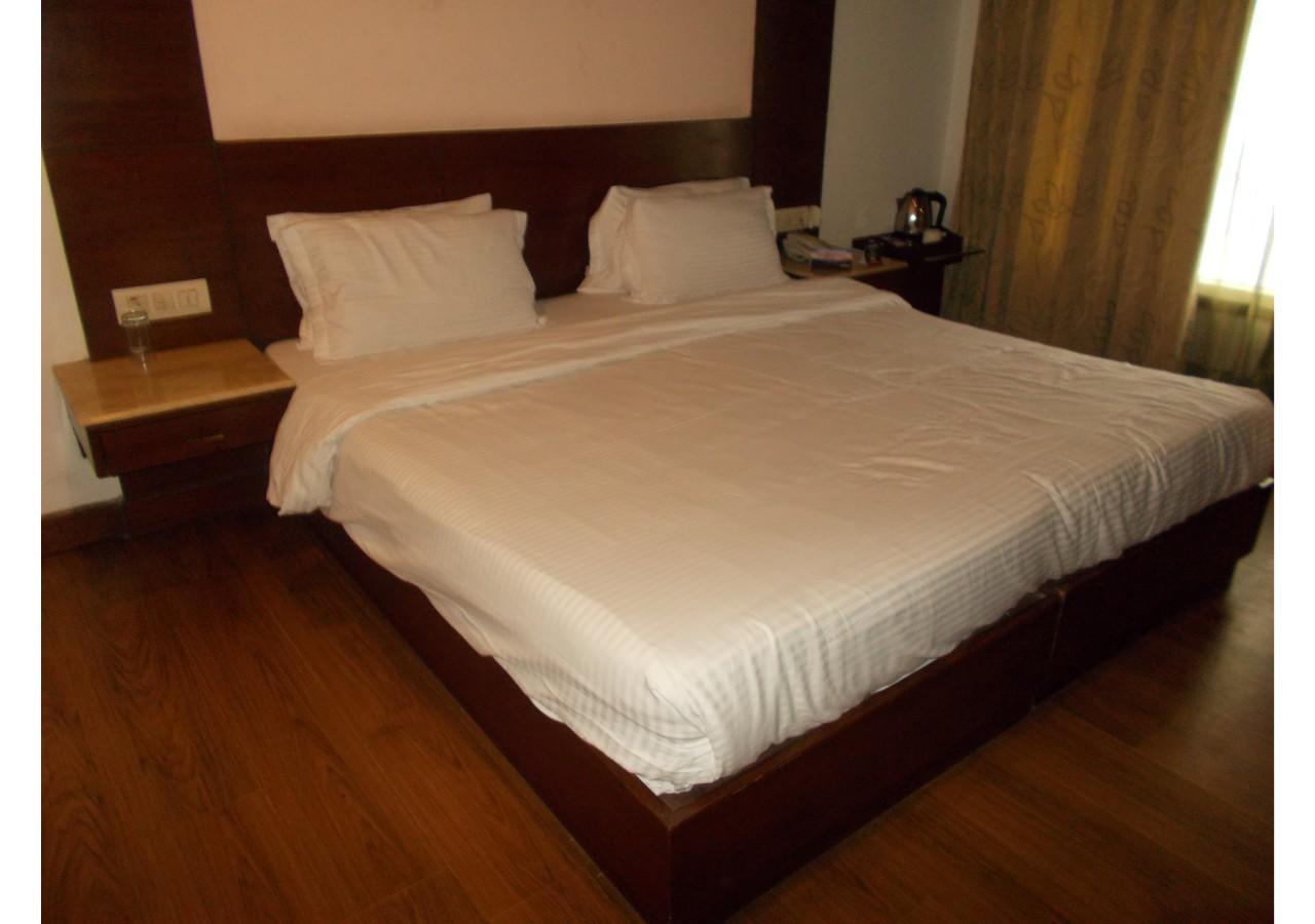 The Imperial Square Hotel Mussoorie Exterior foto