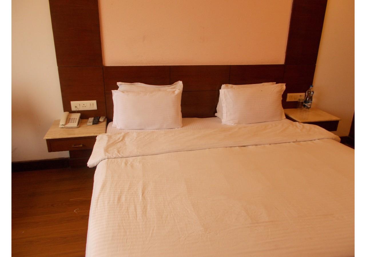 The Imperial Square Hotel Mussoorie Exterior foto
